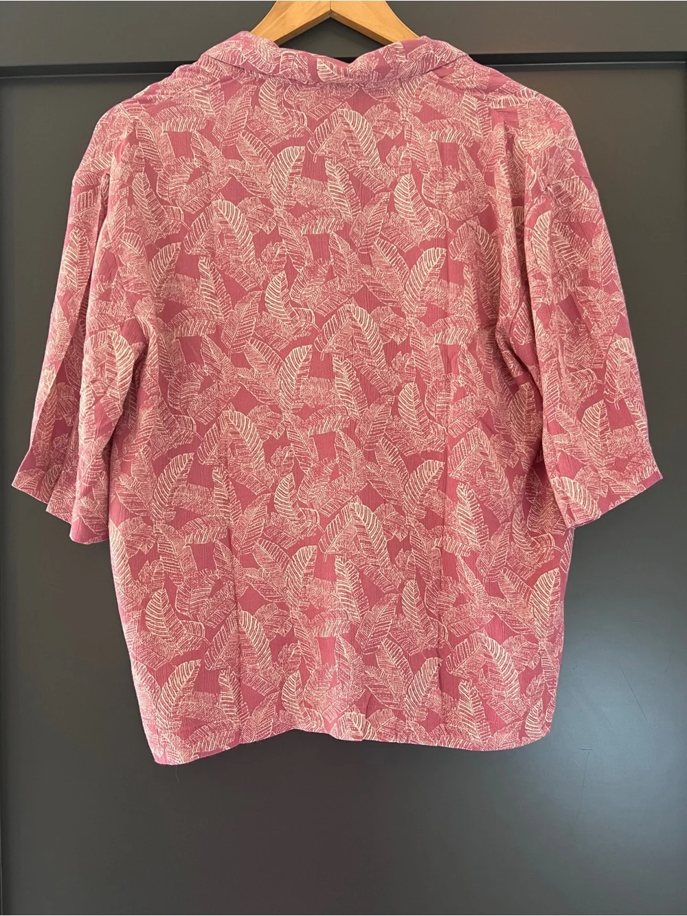 Faherty Women's Mauve Short-Sleeve Button Front Tropical Shirt Size Small